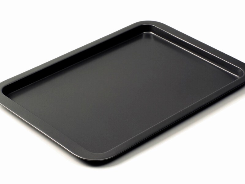 Cookie Sheet Kicked Off Cooking Show After Sharing Half-Baked Idea On&nbsp;Twitter